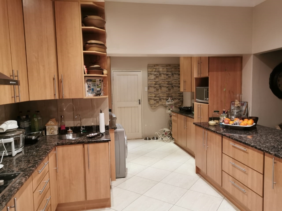 2 Bedroom Property for Sale in Bloemhof North West